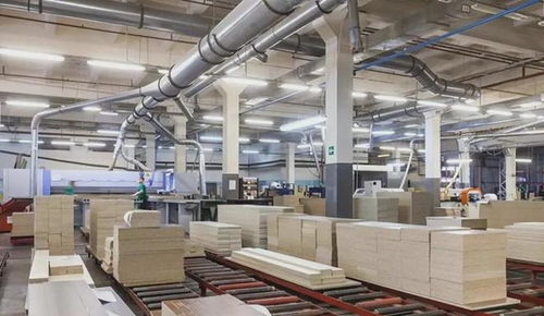 湖北男子猛砸室友28锤,潜逃10年,被捕后才知对方没死,啥情况