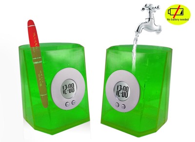 【创意环保万年历水能钟/水动力时钟/喝水笔筒钟/不用电池的时钟】价格,厂家,图片,座钟,东莞市佳泰塑胶电子制品厂-